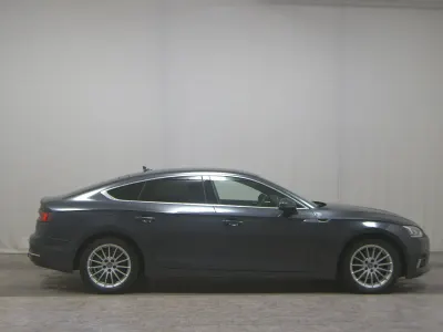 Gebraucht Audi A5 Sportback Sport 163 PS (119 kW) 2020 Manhattangrau (metallic) Kleinwagen