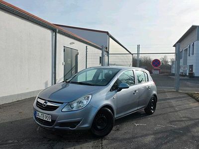 Grau Gebraucht 2009 Opel Corsa Kleinwagen | 1.600 € (Fairer Preis)