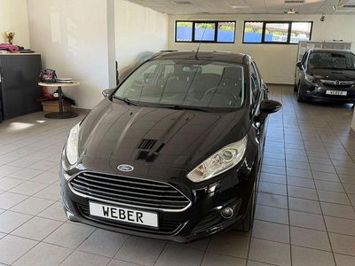 Second-hand Ford Fiesta Titanium 101 CP (74 kW) 2014 Negru Hatchback
