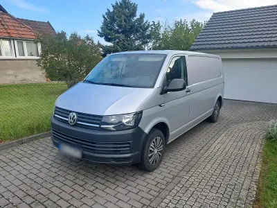 Gebraucht VW Transporter 102 PS (75 kW) 2019 Silber Van