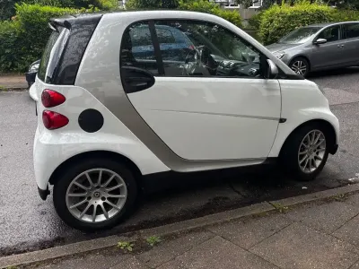 Gebraucht Smart ForTwo Coupé Passion 45 PS (33 kW) 2009 Weiß Coupé