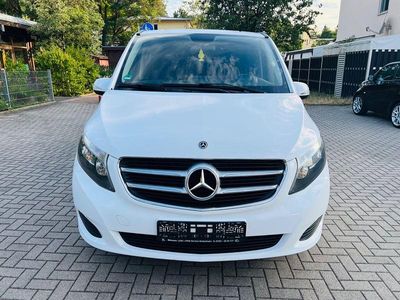 Mercedes V200