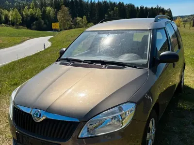 Brugt Skoda Roomster 85 HK (62 kW) 2012 Brun MPV