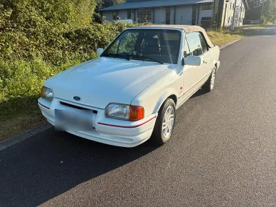 Gebraucht Ford Escort Cabriolet 75 PS (55 kW) 1990 Weiß Cabrio