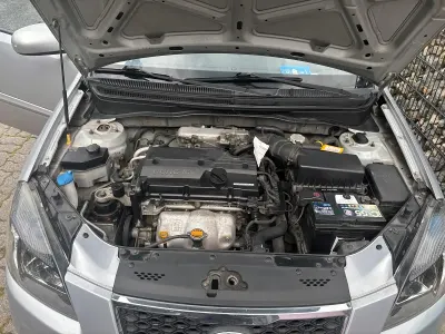 Begagnad Kia Rio 97 HK (71 kW) 2010 Grå Sportkupé