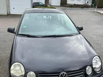 Gebraucht VW Polo 64 PS (47 kW) 2004 Schwarz Kleinwagen