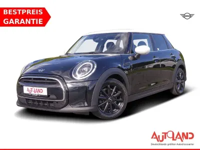 Gebraucht Mini Cooper Classic 136 PS (100 kW) 2023 Schwarz Kleinwagen