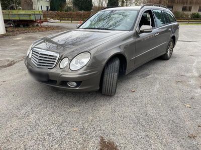 Gebraucht Mercedes E220 Avantgarde 170 PS (125 kW) 2007 Grau Kombi