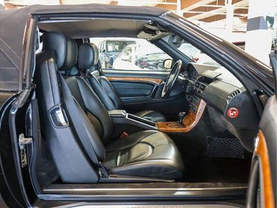 Mercedes SL320