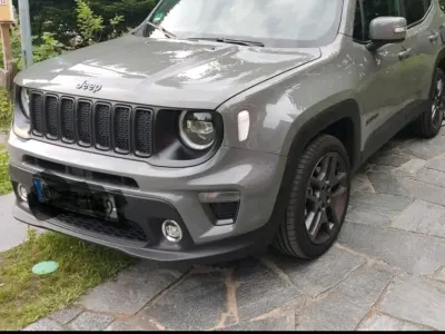 Käytetty Jeep Renegade Sport 241 HP (177 kW) 2021 Harmaa Katumaasturi