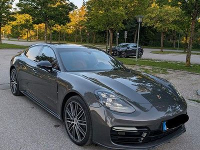 Porsche Panamera 4S