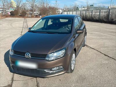 Braun Gebraucht 2015 VW Polo Comfortline Kleinwagen | 6.700 € (Superpreis)