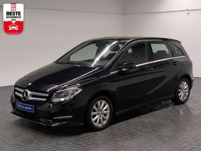 Gebraucht Mercedes B180 Style 109 PS (80 kW) 2016 Schwarz Kleinwagen