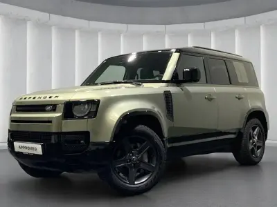 Gebraucht Land Rover Defender SE Dynamic 300 PS (220 kW) 2024 Grün SUV