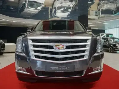 Second-hand Cadillac Escalade