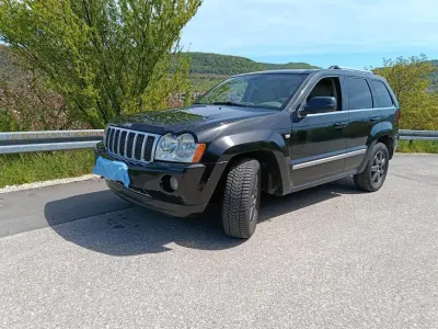 Usata Jeep Grand Cherokee Overland 218 CV (160 kW) 2007 Nero SUV
