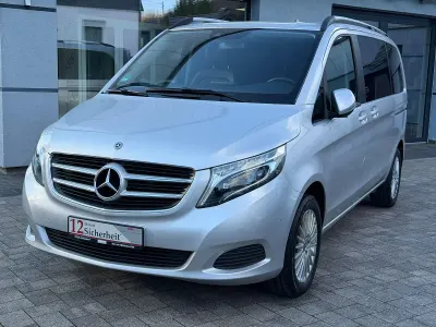 Gebraucht Mercedes V250 Edition 190 PS (139 kW) 2018 Silber Van / Kleinbus