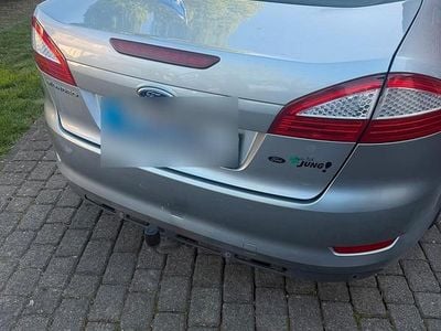 Usata Ford Mondeo Ghia 160 CV (117 kW) 2009 Argento Berlina