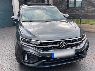 Second-hand VW T-Roc R-line 150 CP (110 kW) 2022 Gri SUV