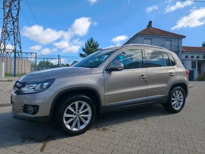 Gebraucht VW Tiguan 140 PS (102 kW) 2013 Beige SUV