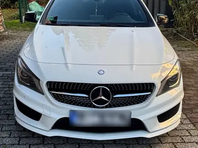 Gebraucht Mercedes CLA220 AMG line 177 PS (130 kW) 2014 Weiß Coupé