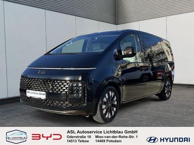 Gebraucht Hyundai Staria Signature 177 PS (130 kW) 2024 Abyss black Van / Kleinbus