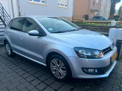Gebraucht VW Polo 90 PS (66 kW) 2013 Silber Kleinwagen