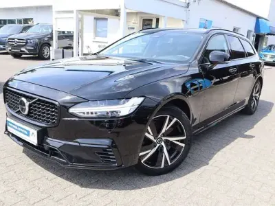 Gebraucht Volvo V90 Plus 253 PS (186 kW) 2022 Black solid stone Kombi