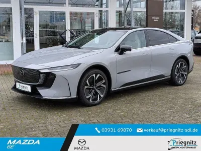 Neu Mazda 6e Takumi-Line 180 kW (245 PS) 2025 Grau Limousine
