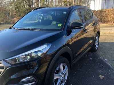 gebraucht Hyundai Tucson 1.6 Turbo2WD Style 8-fach unfallfrei 1a Zustand