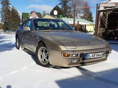 Second-hand Porsche 944 163 CP (119 kW) 1986 Auriu Coupe