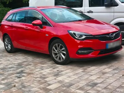 Gebraucht Opel Astra 131 PS (96 kW) 2020 Rot Kombi