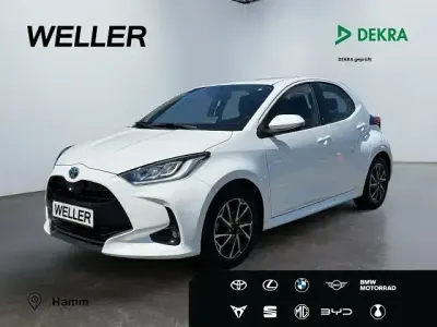 Gebraucht Toyota Yaris Team 116 PS (85 kW) 2022 Weiß Kleinwagen