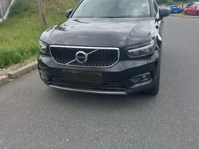 Gebraucht Volvo XC40 150 PS (110 kW) 2019 Schwarz SUV