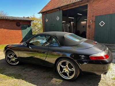 Porsche 911 Carrera Cabriolet