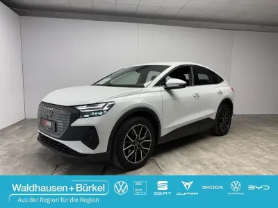 Gebraucht Audi Q4 Sportback e-tron Ambiente 150 kW (204 PS) 2023 Weiß SUV