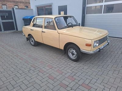 Beige Gebraucht 1983 Wartburg 353 Limousine | 5.800 €