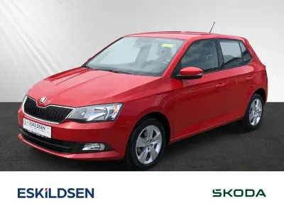 Gebraucht Skoda Fabia Ambition 95 PS (69 kW) 2018 Rot Limousine