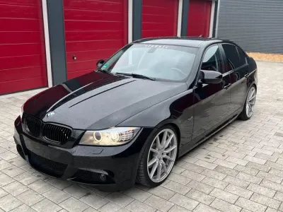 Gebraucht BMW 325 M Sport 204 PS (150 kW) 2011 Schwarz Limousine