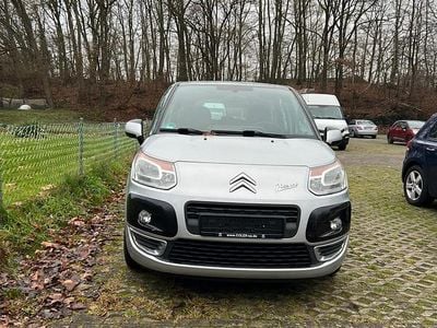 Silber Gebraucht 2011 Citroën C3 Picasso Tendance Van / Kleinbus | 2.999 €