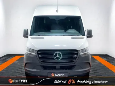 Używany Mercedes Sprinter 143 KM (105 kW) 2019 Biały Van