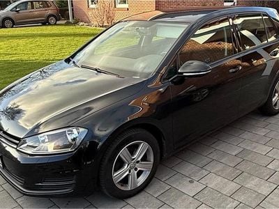 Gebraucht VW Golf VII 110 PS (80 kW) 2016 Schwarz Limousine