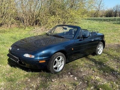 Second-hand Mazda MX5 90 CP (66 kW) 1998 Albastru Cabrio