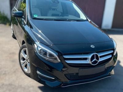 Mercedes B200