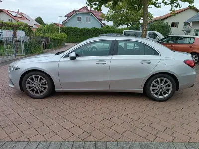 Gebraucht Mercedes A200 Progressive 167 PS (122 kW) 2020 Silber Limousine
