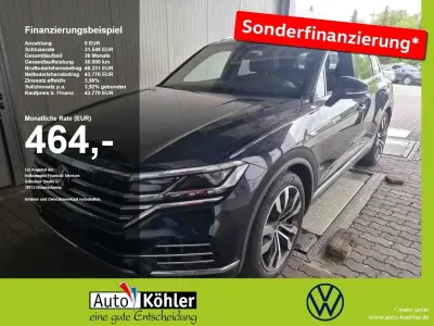 Gebraucht VW Touareg Elegance 381 PS (280 kW) 2021 Moonlight blue perleffekt SUV