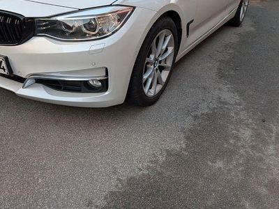 Weiß Gebraucht 2014 BMW 325 Gran Turismo Luxury Line Limousine | 15.600 € (Fairer Preis)