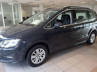 Gebraucht VW Sharan Comfortline 150 PS (110 kW) 2016 Grau Van / Kleinbus