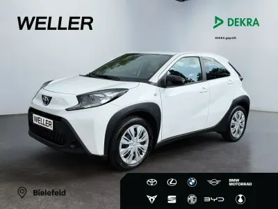 Gebraucht Toyota Aygo X Business Edition 72 PS (52 kW) 2026 Weiß SUV