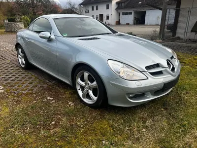 Gebraucht Mercedes SLK200 163 PS (119 kW) 2006 Silber Cabrio